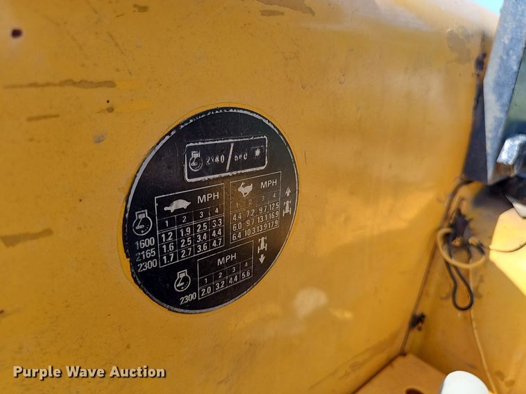 image for item DP6597 1991 Case IH 595 tractor