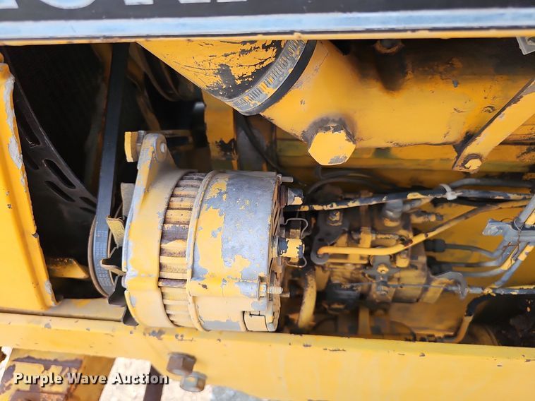 image for item DP6597 1991 Case IH 595 tractor