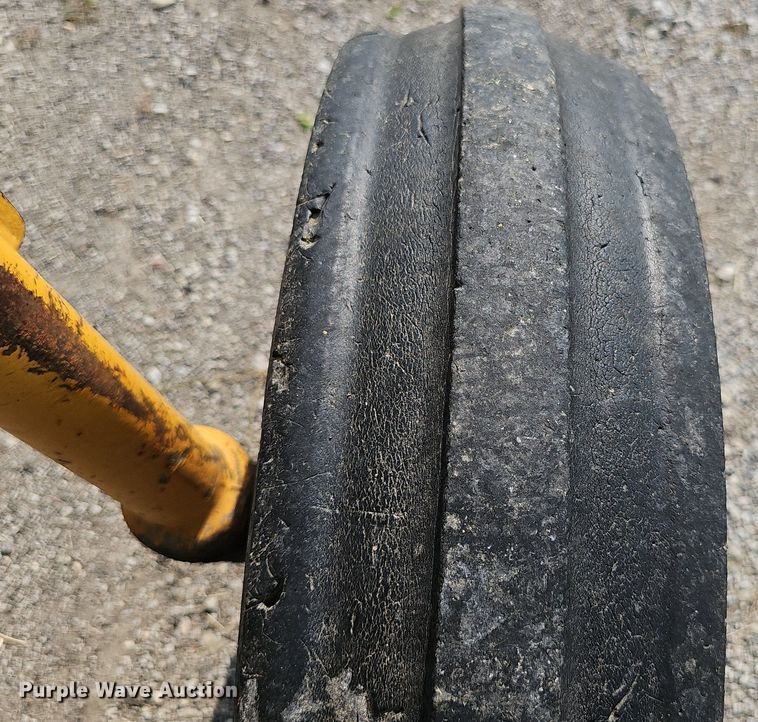 image for item DP6597 1991 Case IH 595 tractor