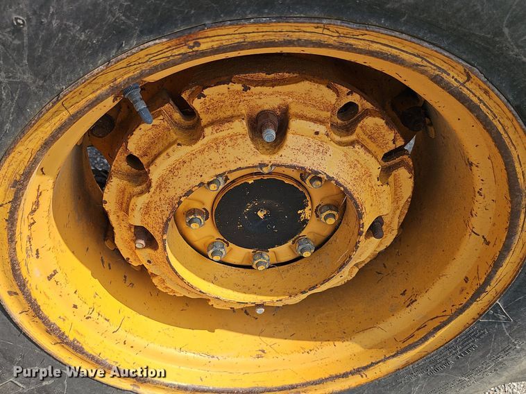 image for item DP6597 1991 Case IH 595 tractor