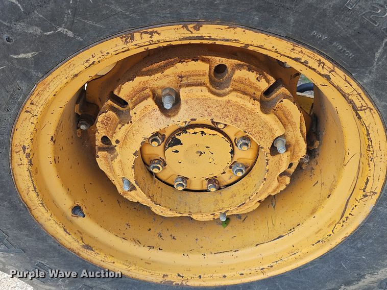 image for item DP6597 1991 Case IH 595 tractor