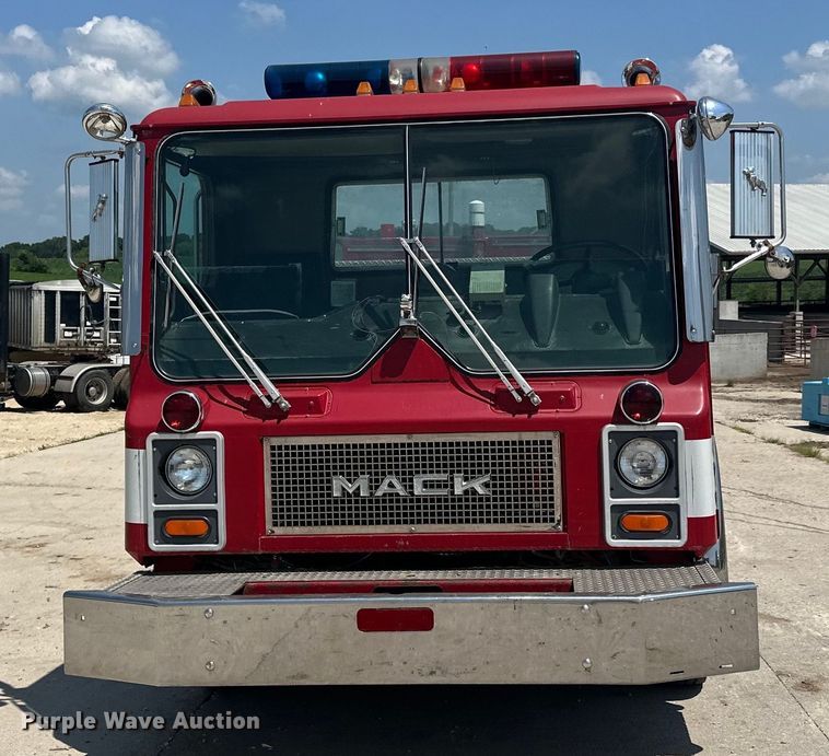 image for item DP8434 1983 Mack 600 MC600 pumper fire truck