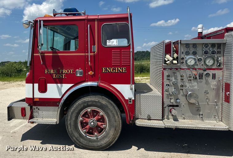 image for item DP8434 1983 Mack 600 MC600 pumper fire truck