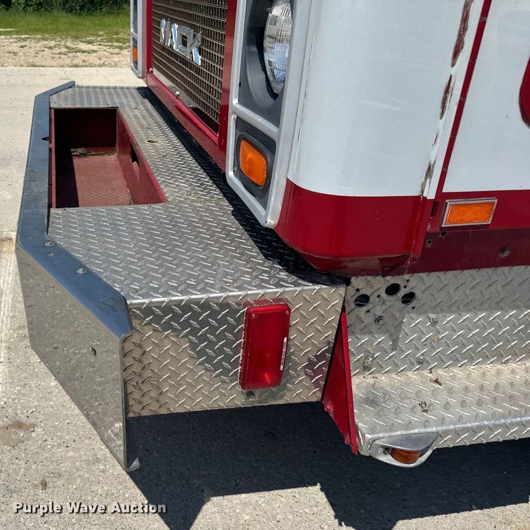 image for item DP8434 1983 Mack 600 MC600 pumper fire truck