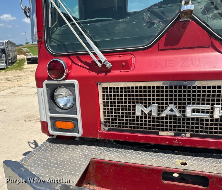 image for item DP8434 1983 Mack 600 MC600 pumper fire truck