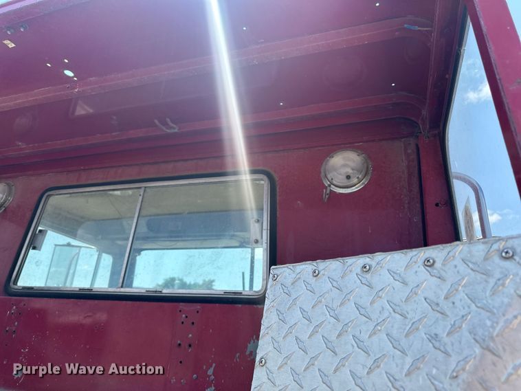 image for item DP8434 1983 Mack 600 MC600 pumper fire truck