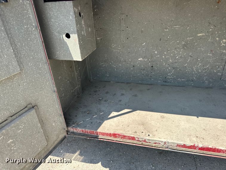 image for item DP8434 1983 Mack 600 MC600 pumper fire truck