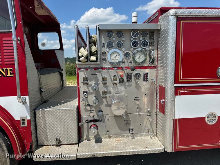 image for item DP8434 1983 Mack 600 MC600 pumper fire truck