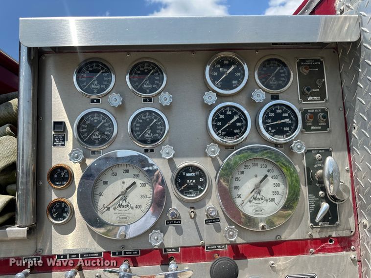 image for item DP8434 1983 Mack 600 MC600 pumper fire truck