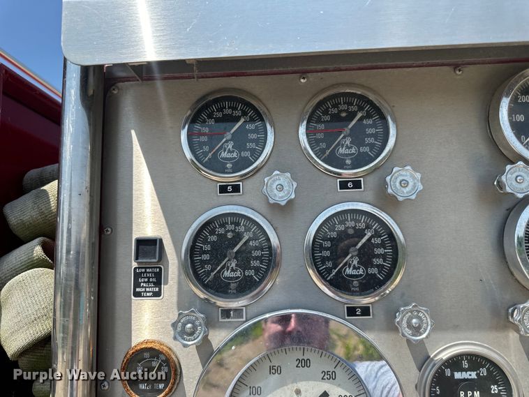 image for item DP8434 1983 Mack 600 MC600 pumper fire truck