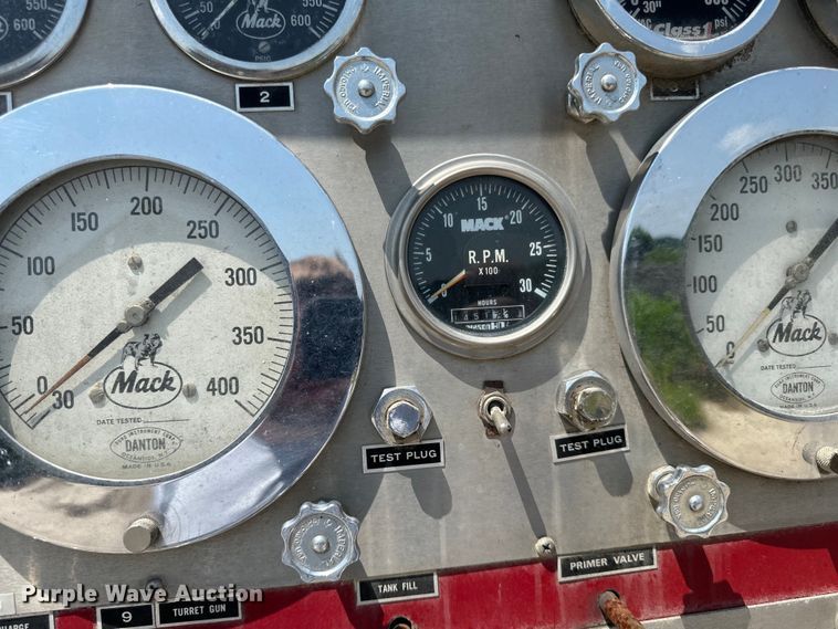 image for item DP8434 1983 Mack 600 MC600 pumper fire truck