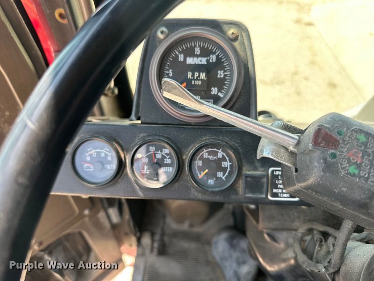 image for item DP8434 1983 Mack 600 MC600 pumper fire truck