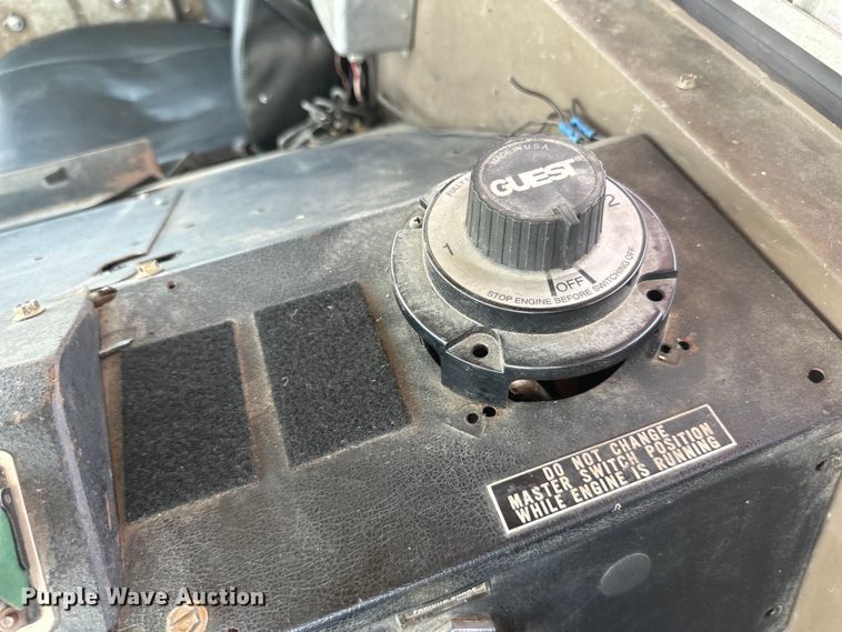 image for item DP8434 1983 Mack 600 MC600 pumper fire truck