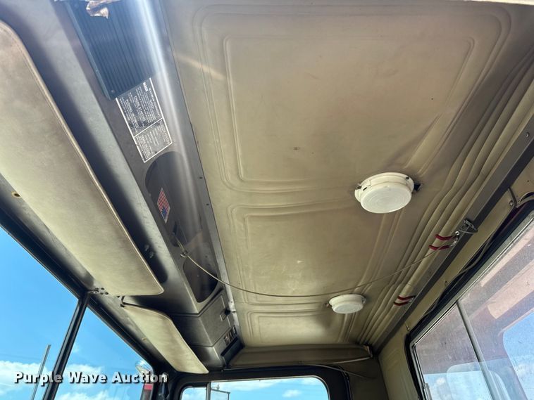 image for item DP8434 1983 Mack 600 MC600 pumper fire truck