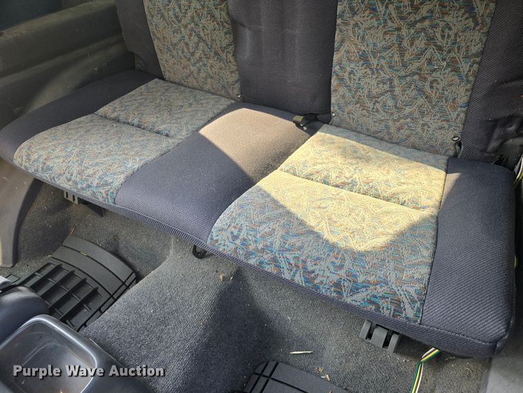 image for item DQ4389 2002 Suzuki Vitara SUV