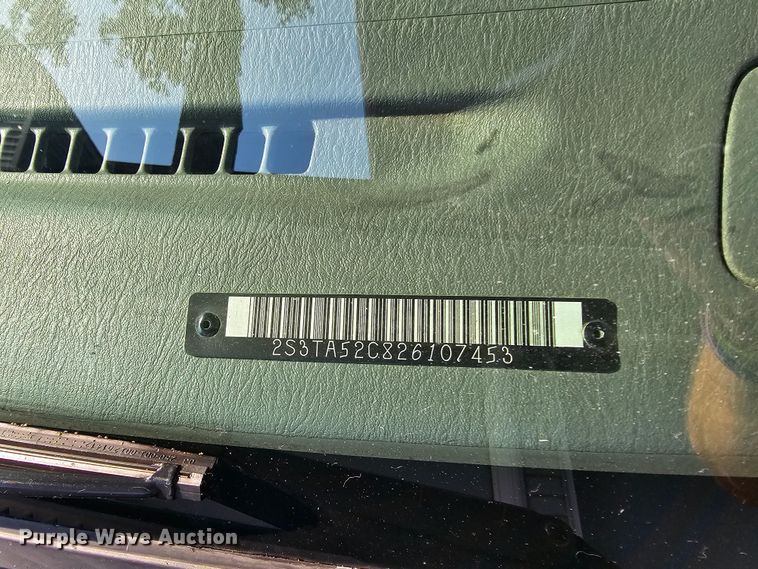 image for item DQ4389 2002 Suzuki Vitara SUV