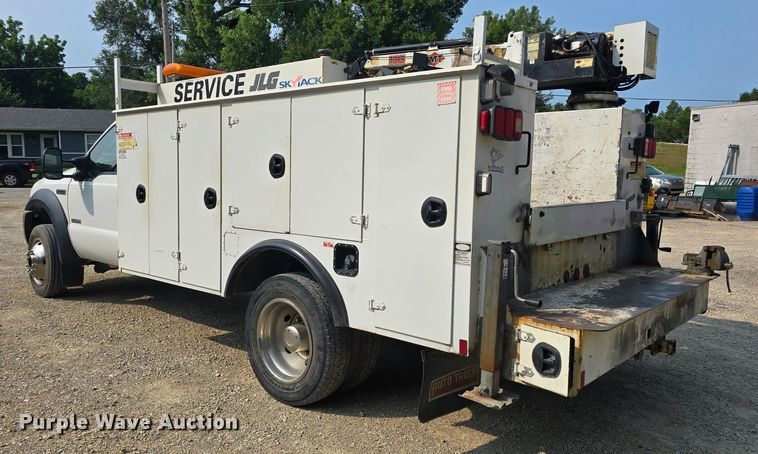 image for item DQ4464 2006 Ford F550 Super Duty XL utility / service truck