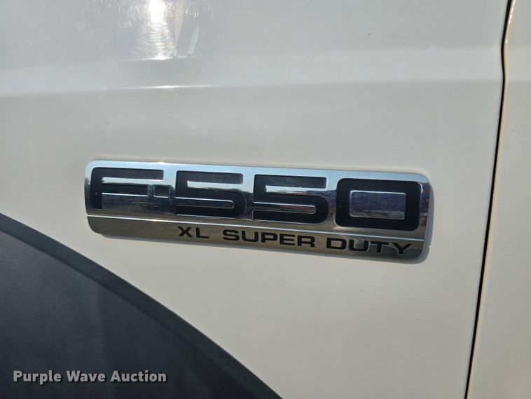 image for item DQ4464 2006 Ford F550 Super Duty XL utility / service truck