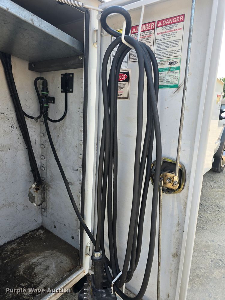 image for item DQ4464 2006 Ford F550 Super Duty XL utility / service truck