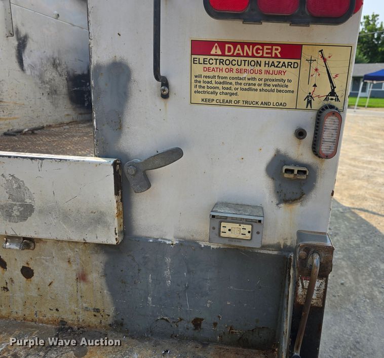 image for item DQ4464 2006 Ford F550 Super Duty XL utility / service truck