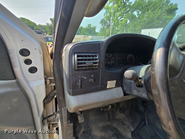 image for item DQ4464 2006 Ford F550 Super Duty XL utility / service truck