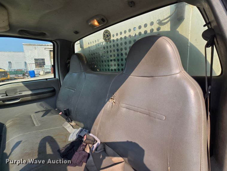 image for item DQ4464 2006 Ford F550 Super Duty XL utility / service truck