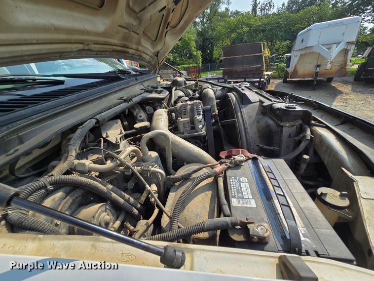 image for item DQ4464 2006 Ford F550 Super Duty XL utility / service truck