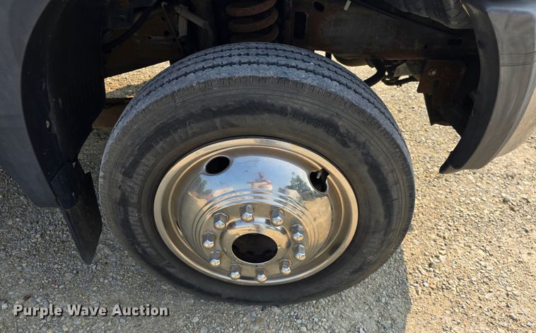 image for item DQ4464 2006 Ford F550 Super Duty XL utility / service truck