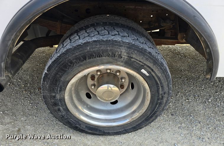 image for item DQ4464 2006 Ford F550 Super Duty XL utility / service truck