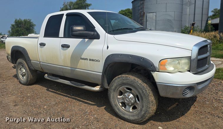 image for item DQ4469 2003 Dodge Ram 2500 Quad Cab pickup truck
