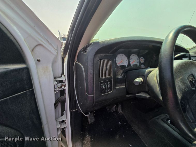 image for item DQ4469 2003 Dodge Ram 2500 Quad Cab pickup truck