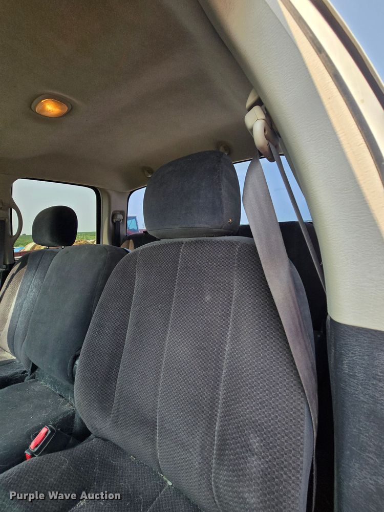 image for item DQ4469 2003 Dodge Ram 2500 Quad Cab pickup truck