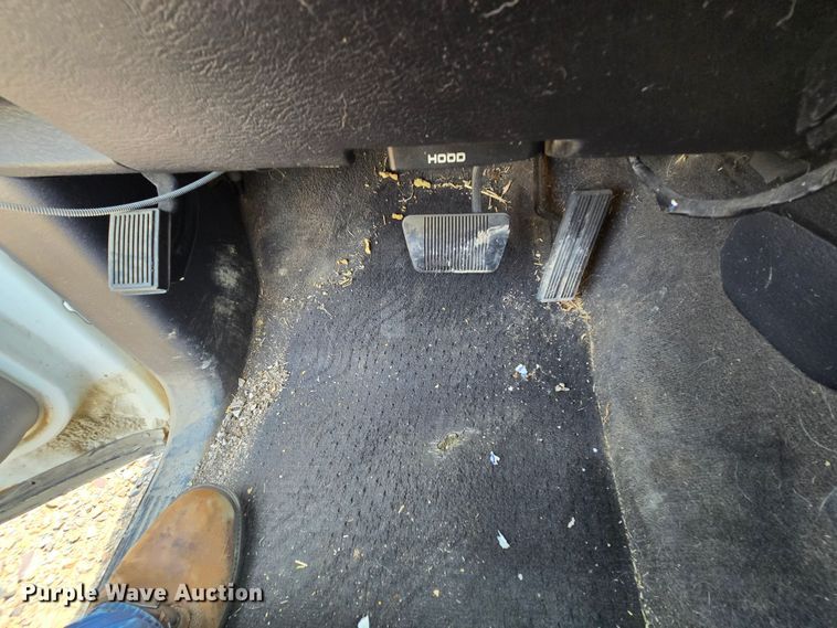 image for item DQ4469 2003 Dodge Ram 2500 Quad Cab pickup truck