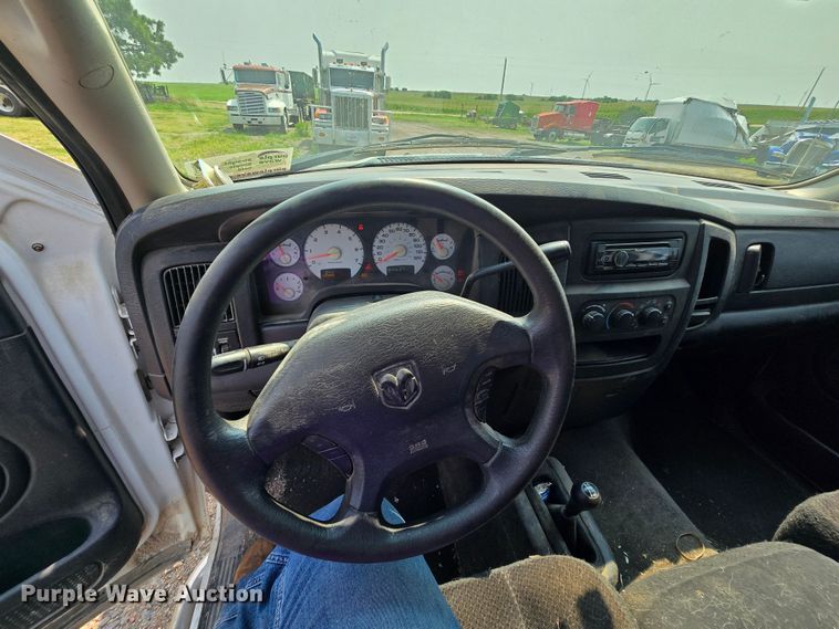image for item DQ4469 2003 Dodge Ram 2500 Quad Cab pickup truck