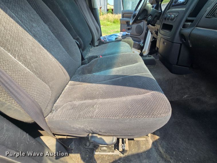 image for item DQ4469 2003 Dodge Ram 2500 Quad Cab pickup truck