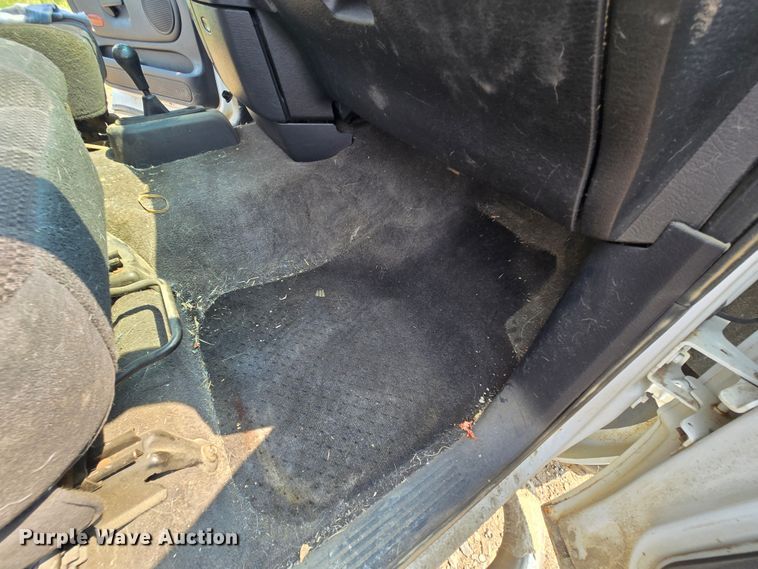 image for item DQ4469 2003 Dodge Ram 2500 Quad Cab pickup truck