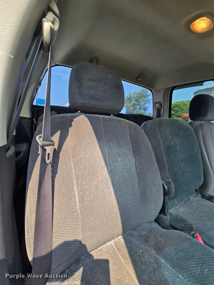 image for item DQ4469 2003 Dodge Ram 2500 Quad Cab pickup truck