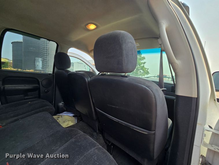 image for item DQ4469 2003 Dodge Ram 2500 Quad Cab pickup truck