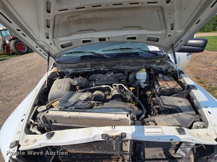 image for item DQ4469 2003 Dodge Ram 2500 Quad Cab pickup truck