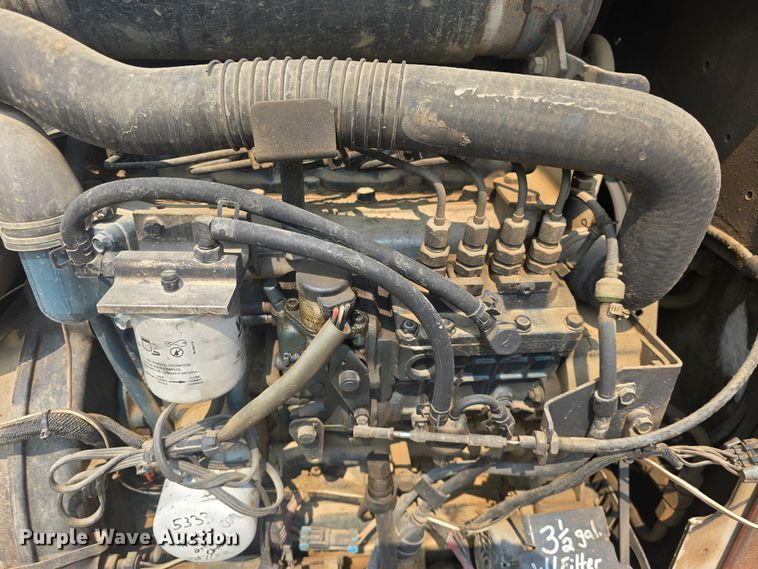 image for item DQ4485 2003 Bobcat T300 skid steer loader