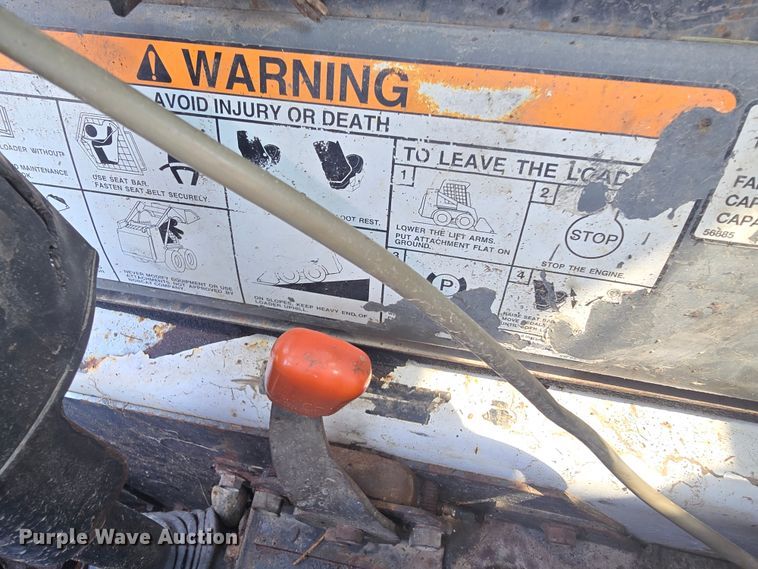 image for item DQ4485 2003 Bobcat T300 skid steer loader