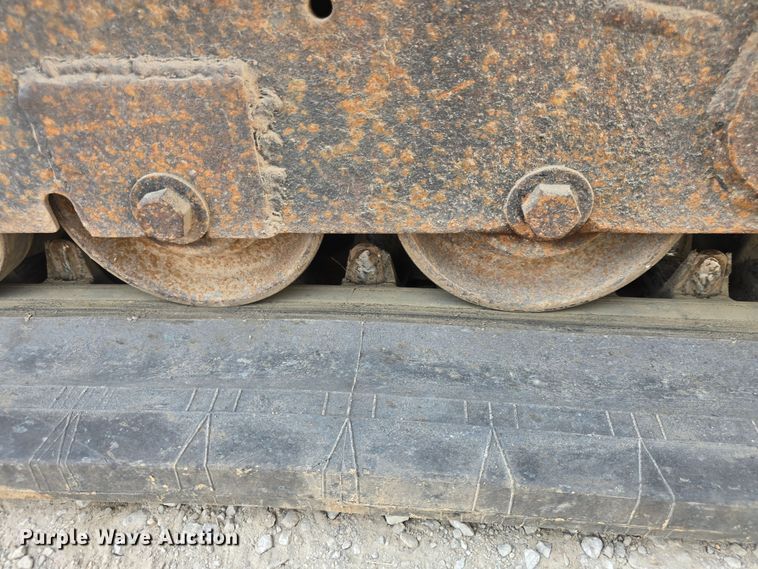 image for item DQ4485 2003 Bobcat T300 skid steer loader