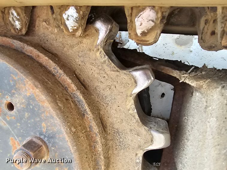 image for item DQ4485 2003 Bobcat T300 skid steer loader