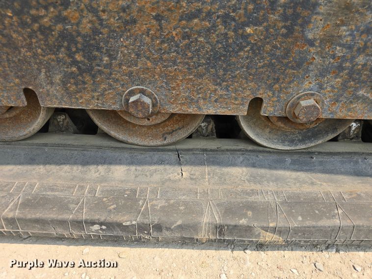 image for item DQ4485 2003 Bobcat T300 skid steer loader