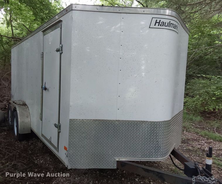 image for item DQ6827 2016 Haulmark enclosed cargo trailer