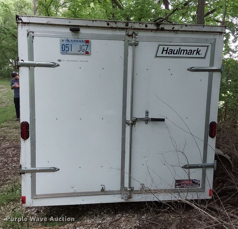 image for item DQ6827 2016 Haulmark enclosed cargo trailer