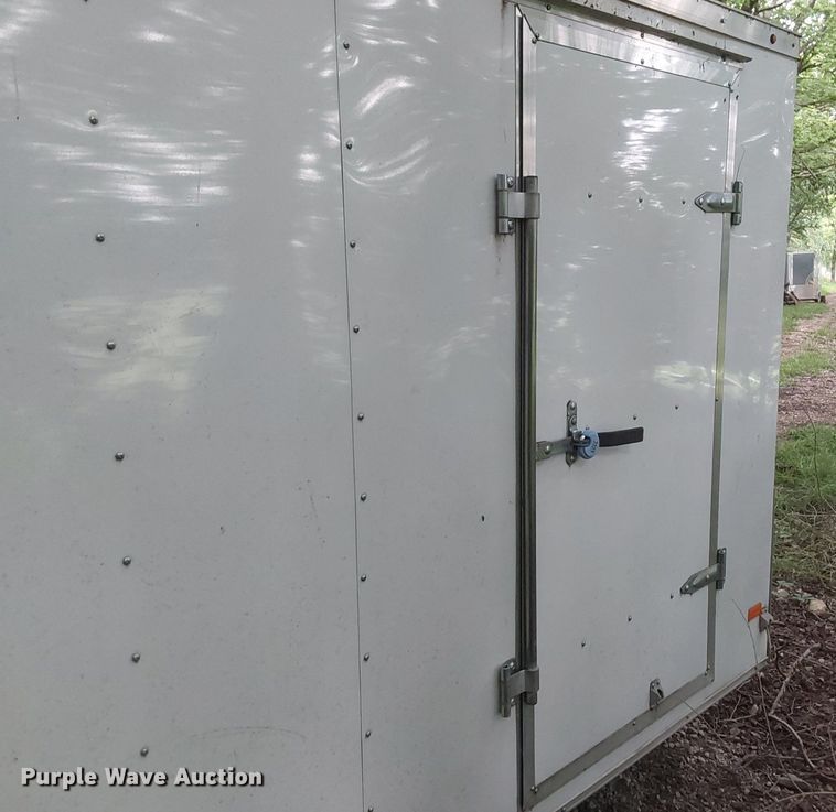 image for item DQ6827 2016 Haulmark enclosed cargo trailer