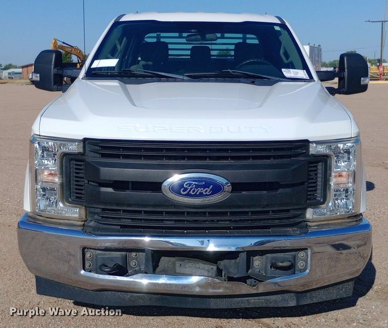 image for item DQ7164 2019 Ford F250 Super Duty Crew Cab pickup truck