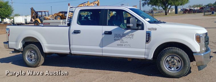 image for item DQ7164 2019 Ford F250 Super Duty Crew Cab pickup truck