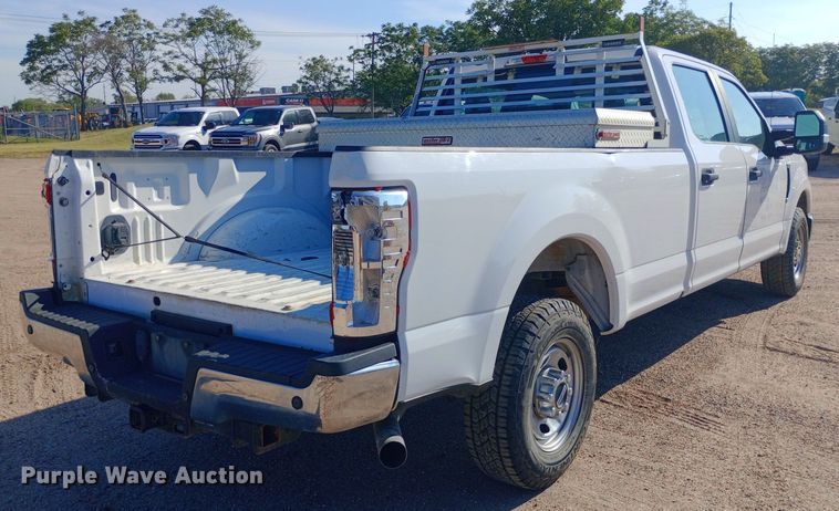 image for item DQ7164 2019 Ford F250 Super Duty Crew Cab pickup truck